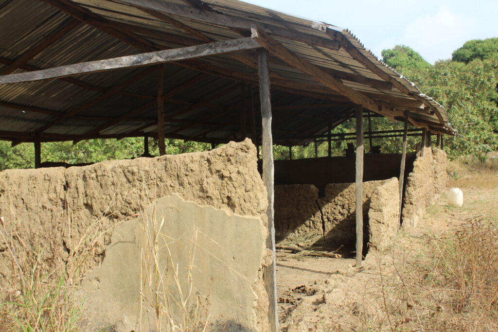 BUILDING A SIX-UNIT CLASSROOM BLOG FOR THE CHILDREN OF ATUNA AND OTHER 4 SURROUNDING VILLAGES